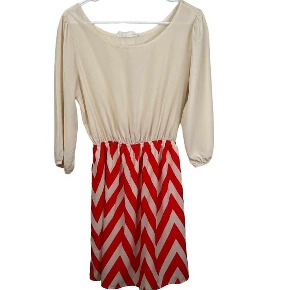 Peaches N Cream Red White Chevron Mini Dress 3/4 Sleeve Elastic Waist Medium